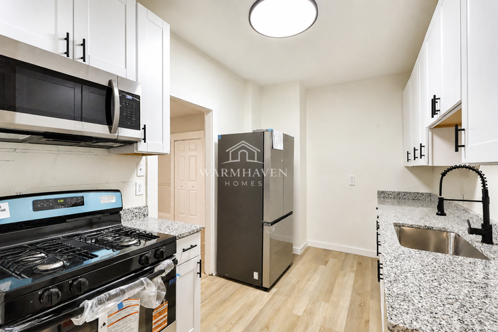 123 Gale St - Photo 7 of 14