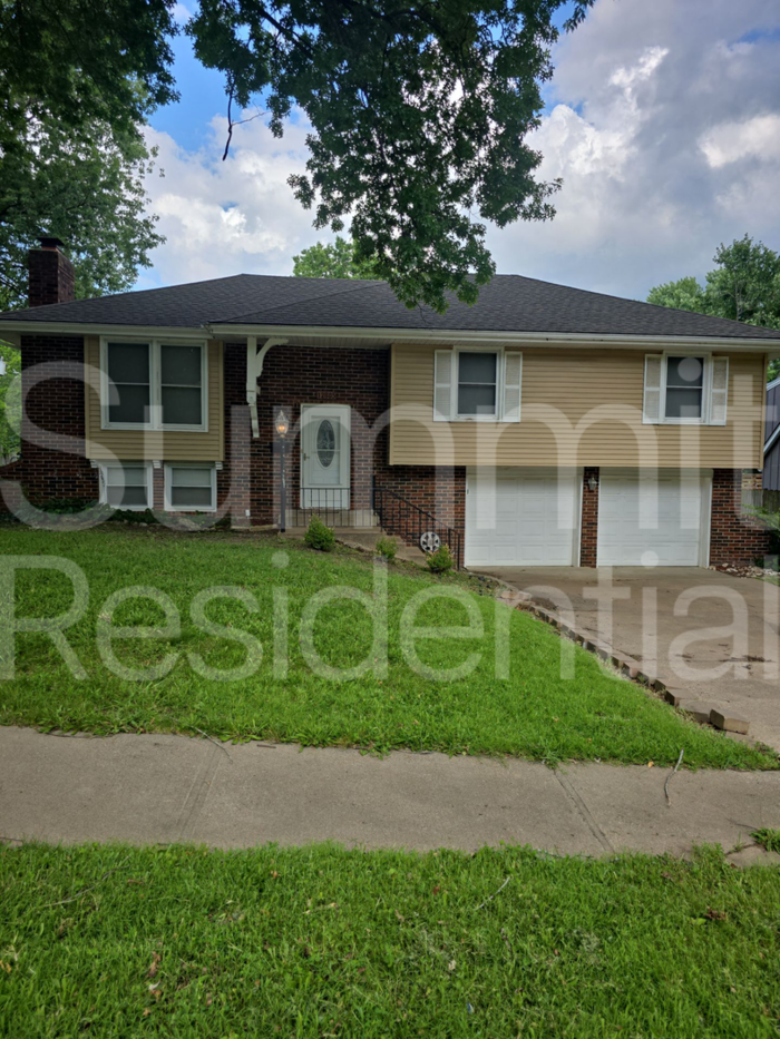 12805 Ewing Ave