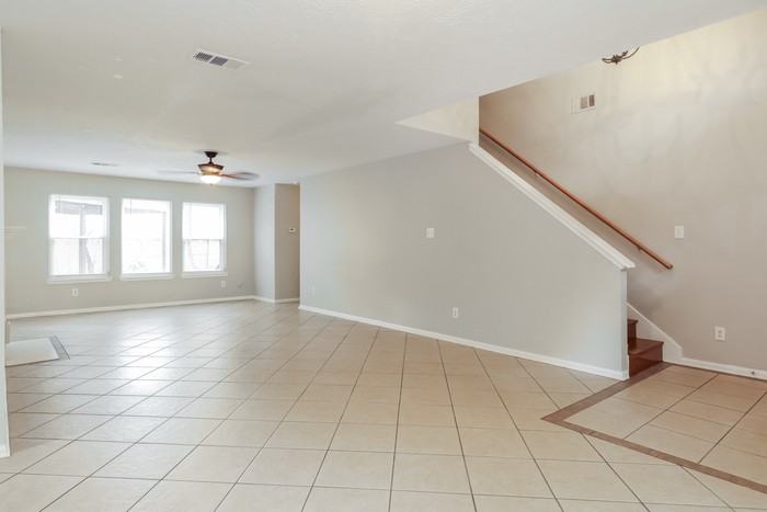 1206 Caraquet Dr - Photo 3 of 16