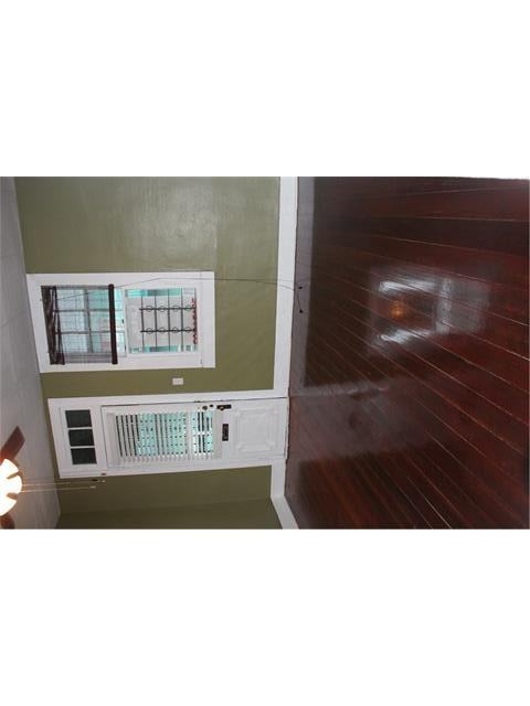 1136 Frenchmen St - Photo 3 of 19