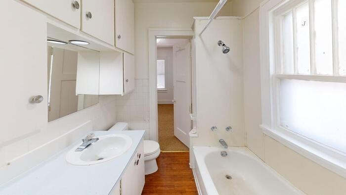 213 N Washington St - Photo 3 of 13
