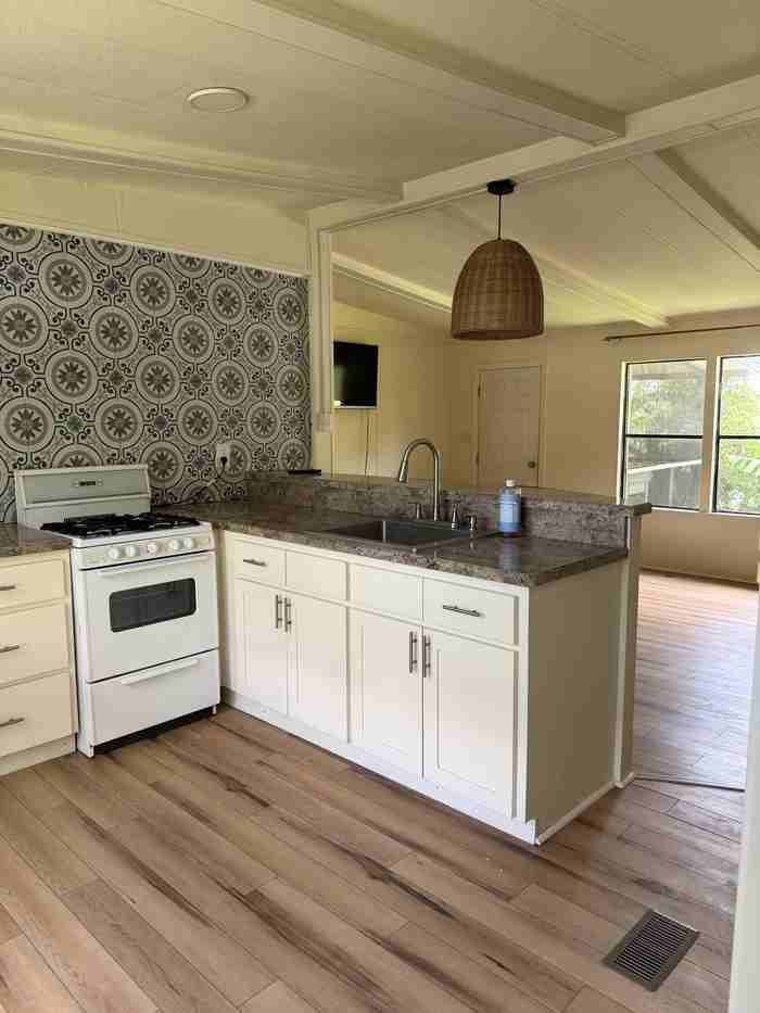 360 Tirana Ave - Photo 3 of 9