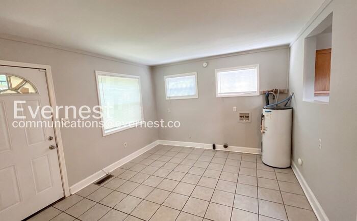 8504 3rd Ave N - Photo 5 of 18