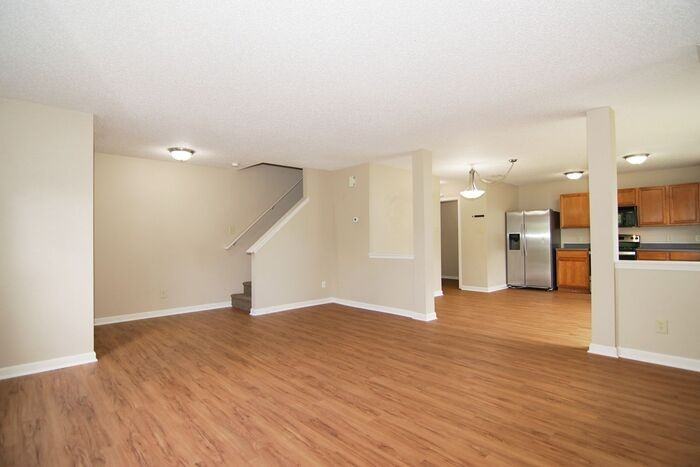 10252 Cumberland Pointe Blvd - Photo 3 of 22