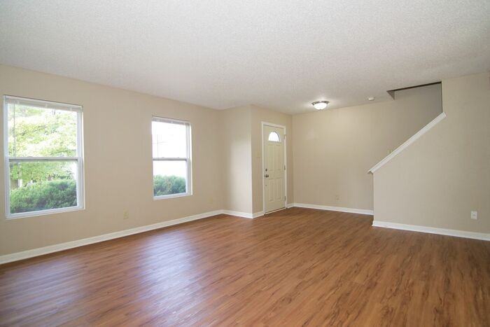 10252 Cumberland Pointe Blvd - Photo 5 of 22
