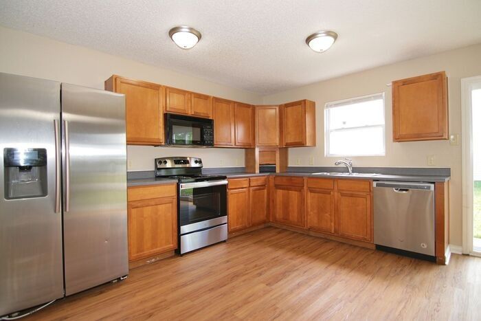 10252 Cumberland Pointe Blvd - Photo 7 of 22