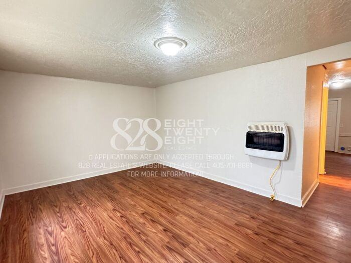 507 E Walnut St - Photo 7 of 18