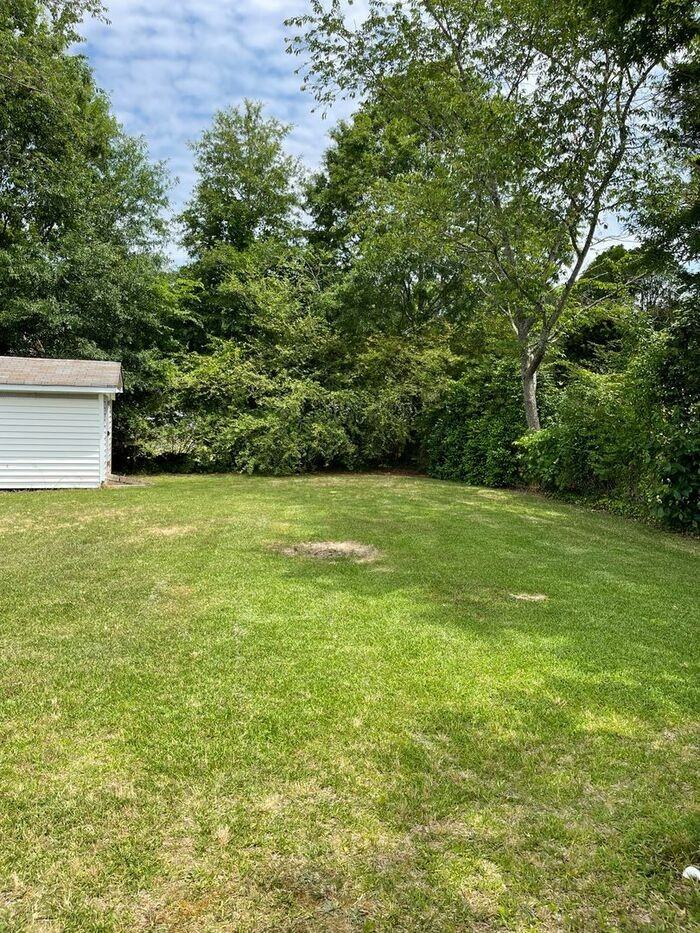 409 E 17th St #409E17th - Photo 7 of 14