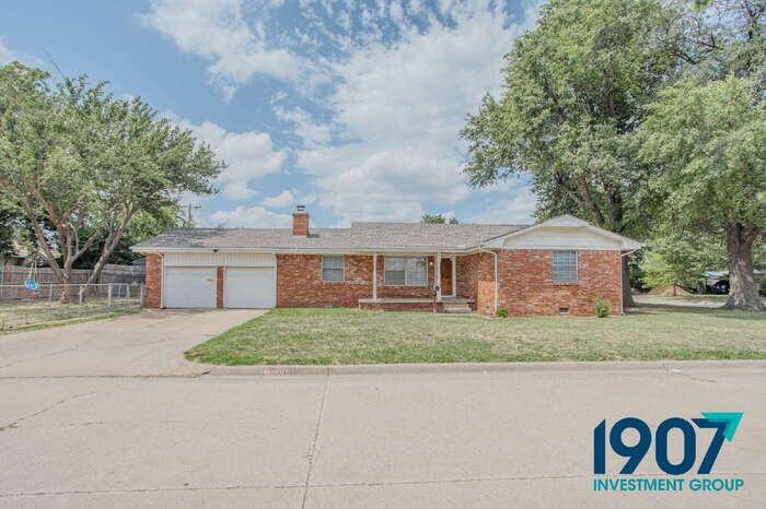 1101 Sw 72nd St