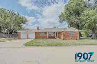1101 Sw 72nd St - Photo 1 of 1