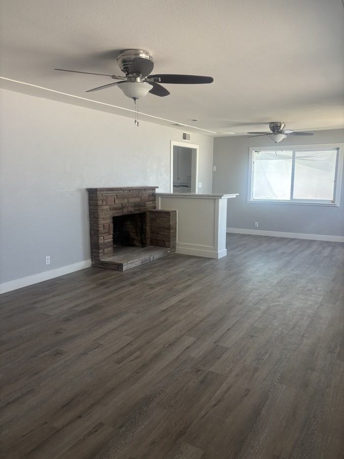 1434 W Orangeburg Ave - Photo 4 of 14