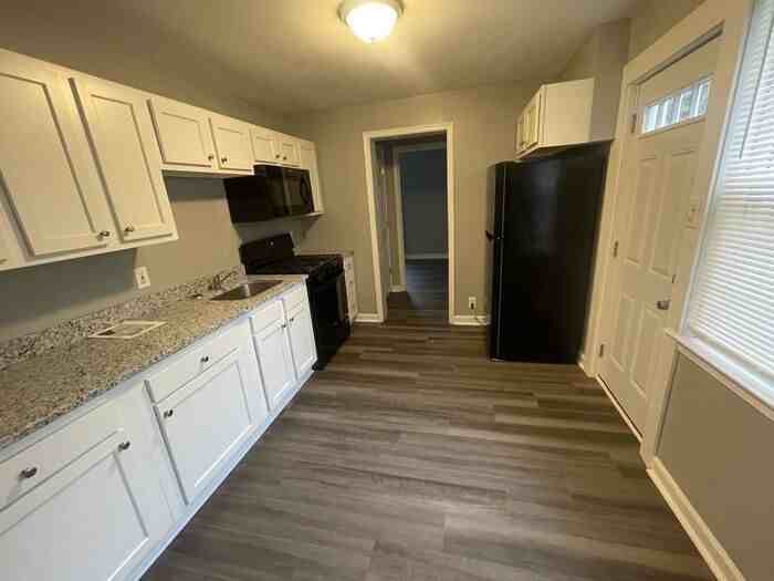 99 Liberty St - Photo 2 of 9