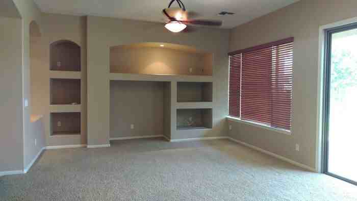 1234 E Ivanhoe Ct - Photo 3 of 15