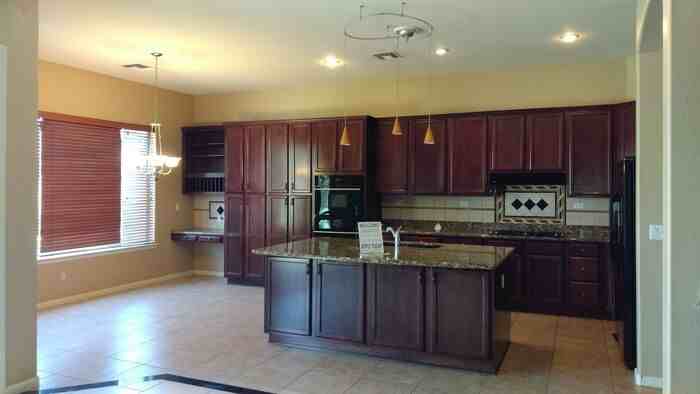 1234 E Ivanhoe Ct - Photo 4 of 15
