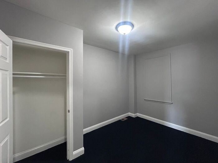 1199 N Luzerne Ave - Photo 7 of 9