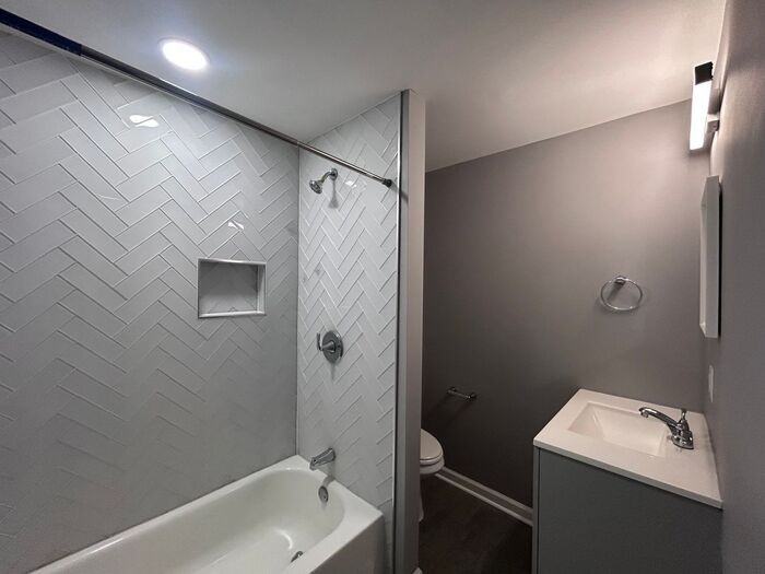 1299 Bayard St - Photo 7 of 10