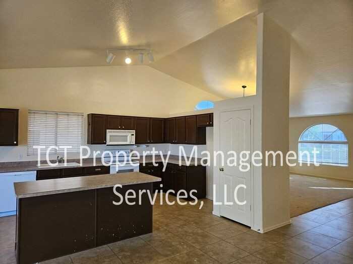 4090 S Ramona St - Photo 5 of 11