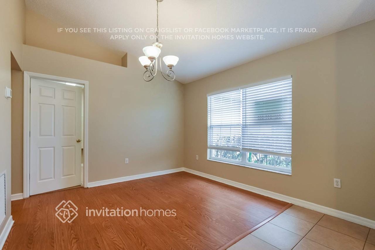 1493 Jupiter Ave - Photo 7 of 17