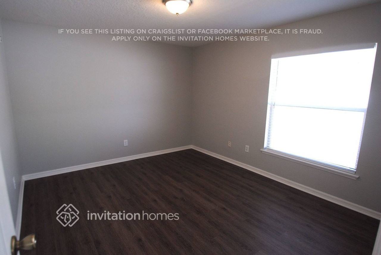 1917 Big Cypress Dr - Photo 5 of 8