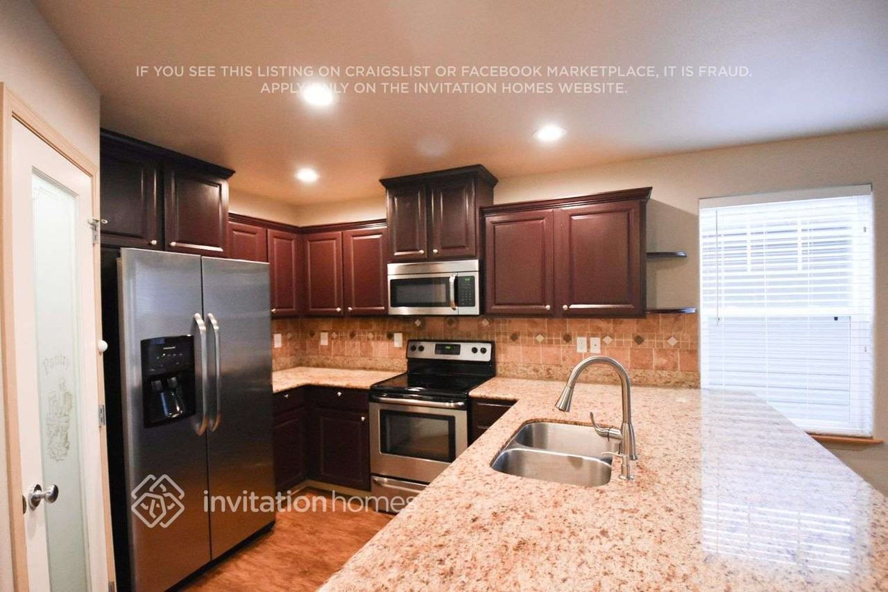 1213 84th Ave Se - Photo 5 of 12