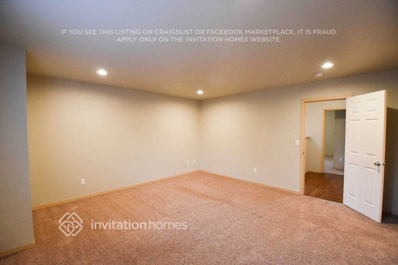 1213 84th Ave Se - Photo 7 of 12