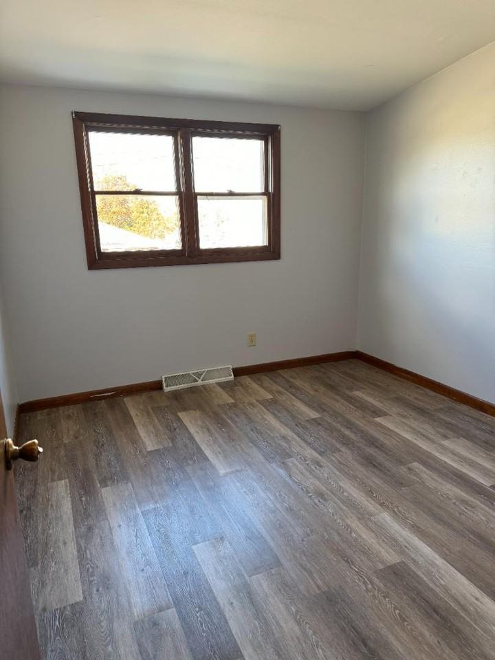3503 - 3505 W. Marshall St - Photo 3 of 9