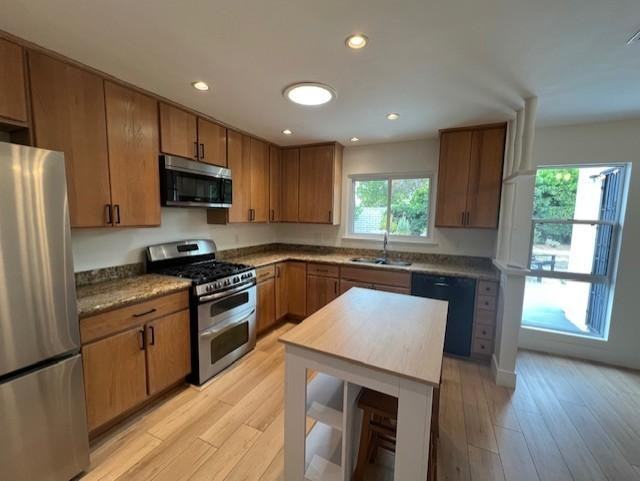 2222 Crestline Dr - Photo 4 of 11
