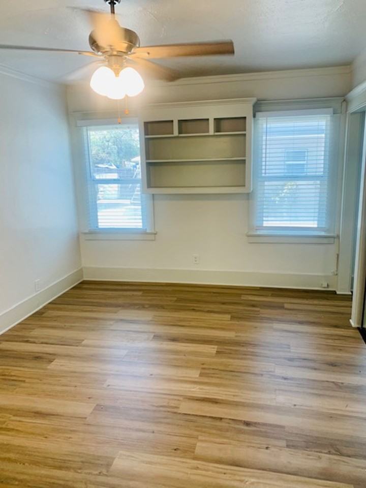 1728-1730 E. 7th St. - Photo 3 of 8