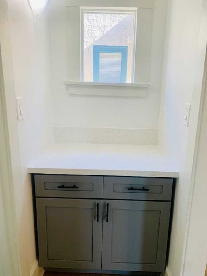 1728-1730 E. 7th St. - Photo 6 of 8