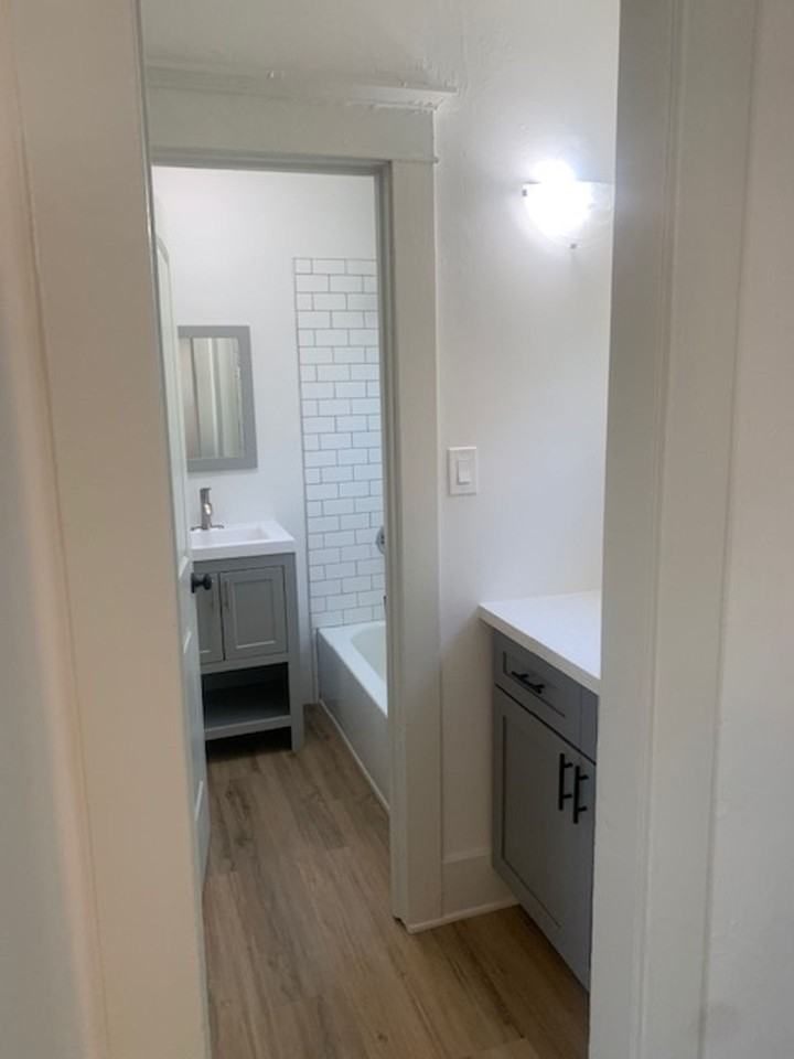 1728-1730 E. 7th St. - Photo 7 of 8