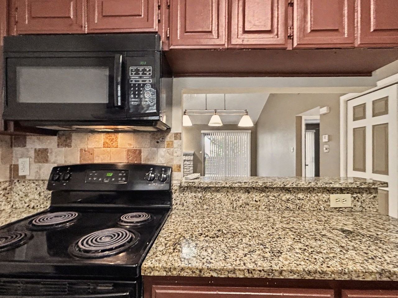 12446 Starcrest Dr #312 - Photo 5 of 46
