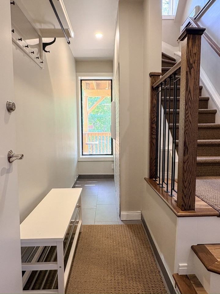 Stinson St & Grant Ave #Loft - Photo 2 of 10