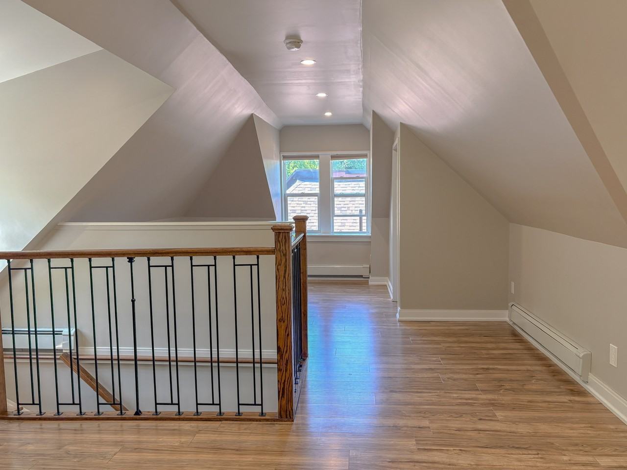 Stinson St & Grant Ave #Loft - Photo 7 of 10