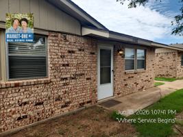 featured image of 7938 Nw Crossland Cir #7938
