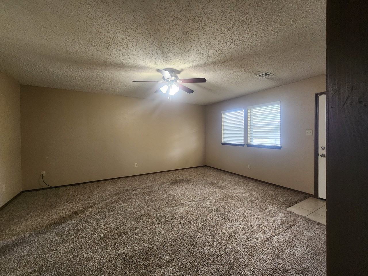 7938 Nw Crossland Cir #7938 - Photo 5 of 17