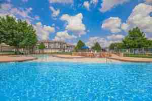 featured image of 900 Gross Rd