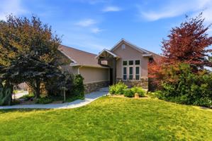 featured image of 722 W Webb Rd #1