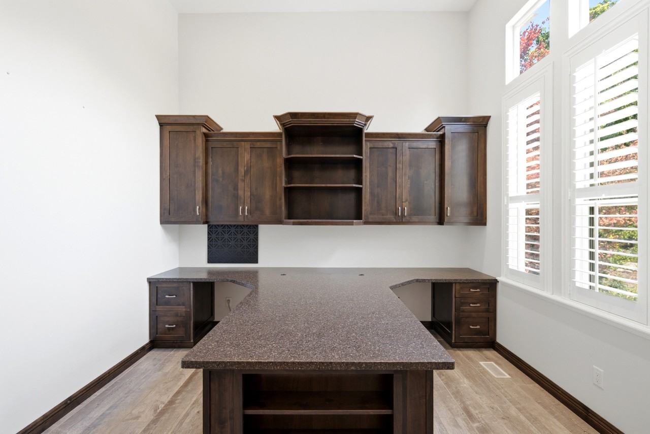 722 W Webb Rd #1 - Photo 7 of 48