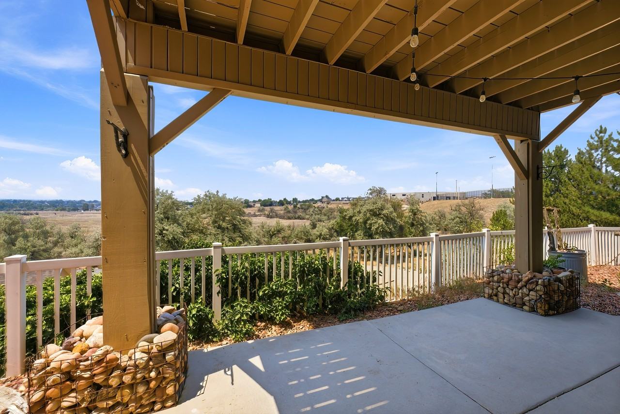722 W Webb Rd #1 - Photo 4 of 48