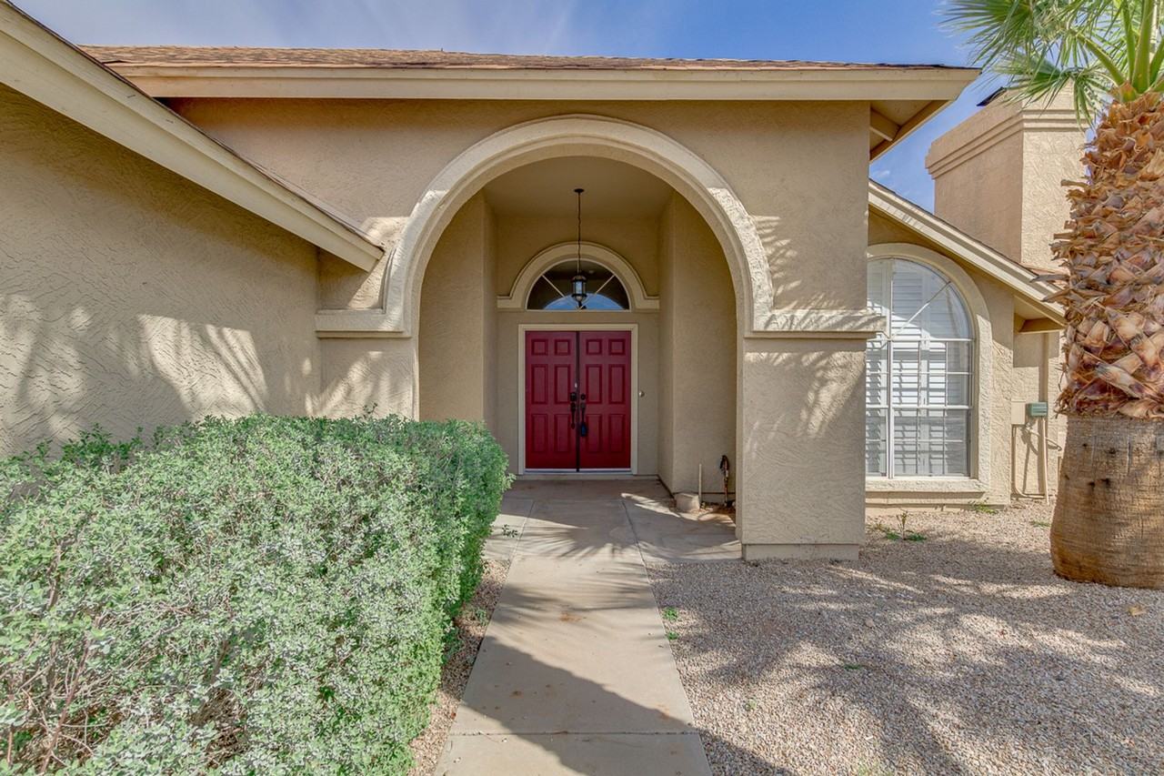 4314 E Juanita Ave - Photo 6 of 48