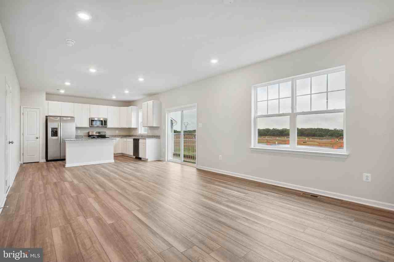 121 Solstice Way - Photo 7 of 19