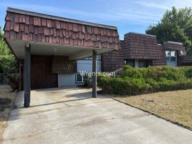 11005-11007 E 32nd Ave - Photo 1 of 1