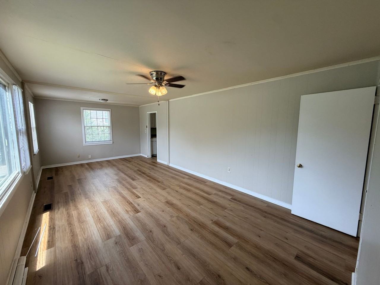 1307 Melody Ln - Photo 2 of 15