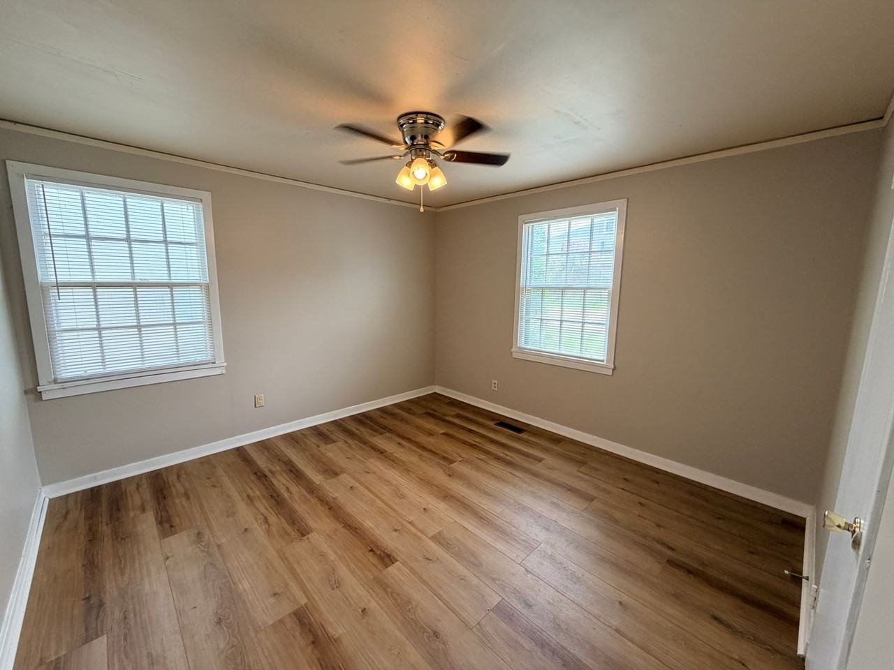 1307 Melody Ln - Photo 3 of 15