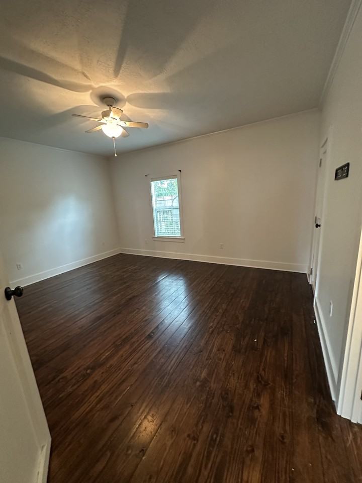 503 Hosea St #1 - Photo 5 of 8