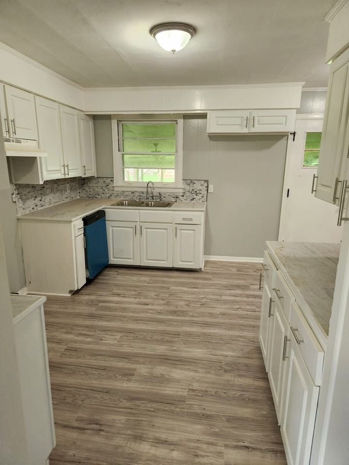 5863 Canton Park Dr #1 - Photo 7 of 11