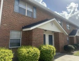 featured image of 220 Lanier Dr