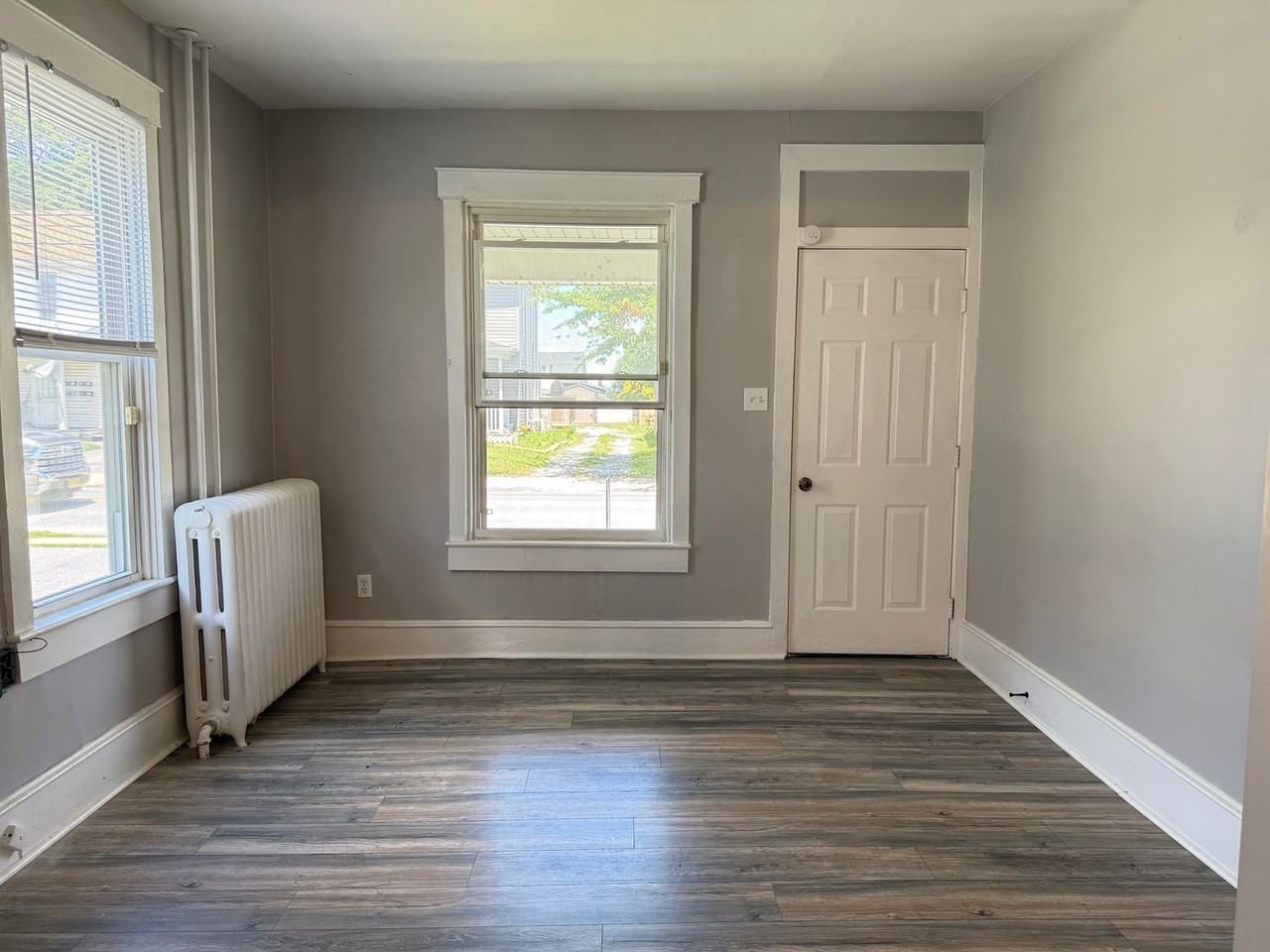 2146 Main St - Photo 7 of 28