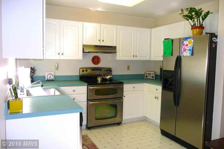 39141 Persimmon Creek Rd - Photo 2 of 19