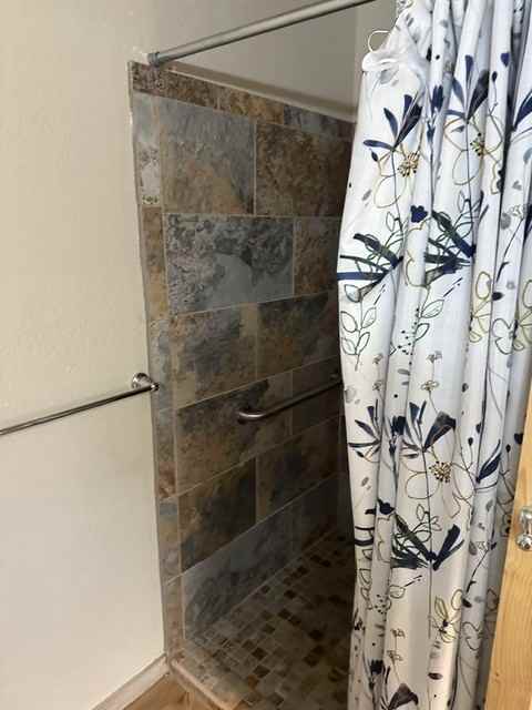 102 S Jefferson St Duplex A #A - Photo 6 of 38